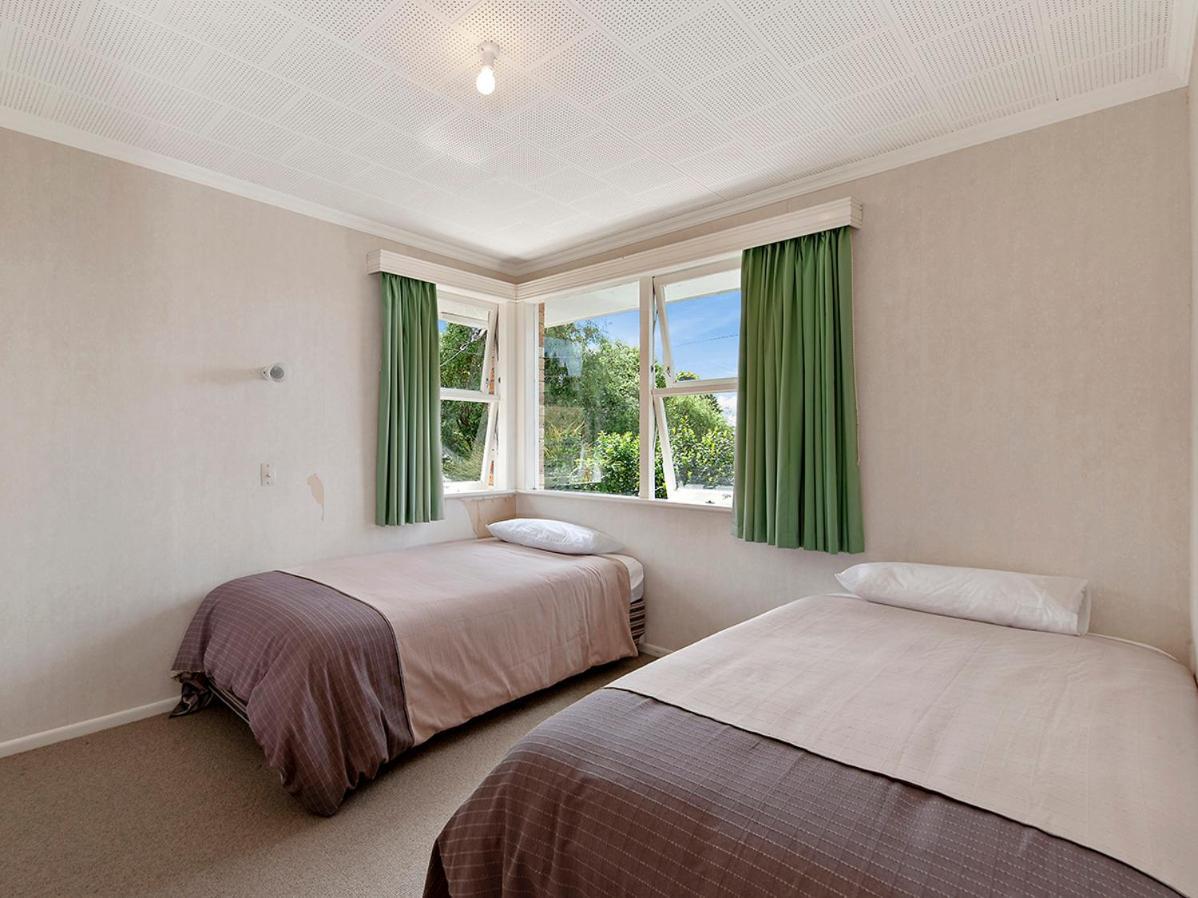 Lofty Lakeviews - Acacia Bay Holiday Home Lago Lago Taupo Esterno foto