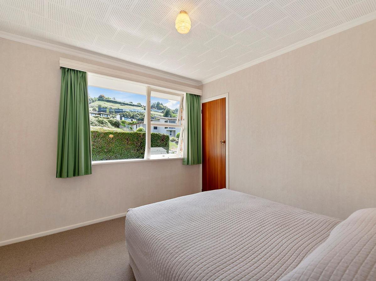 Lofty Lakeviews - Acacia Bay Holiday Home Lago Lago Taupo Esterno foto