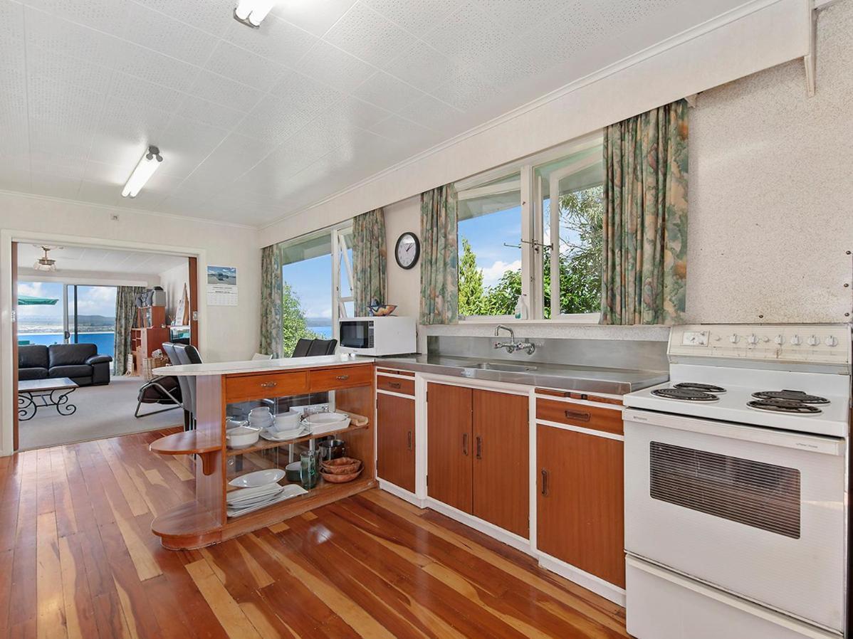 Lofty Lakeviews - Acacia Bay Holiday Home Lago Lago Taupo Esterno foto